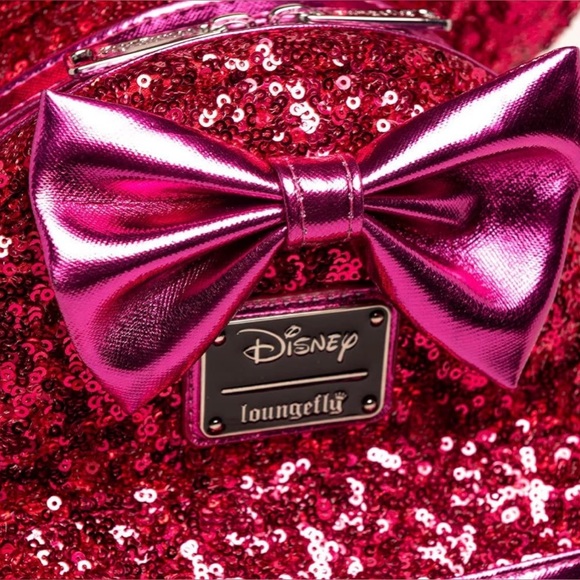 NWOT Loungefly Disney Adorable Sequined Magenta Pink Minnie Mouse Mini Backpack - Picture 5 of 16
